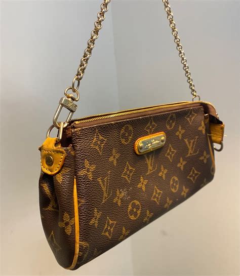 louis vuitton vintage baguette bag|Louis Vuitton baguette bag vintage.